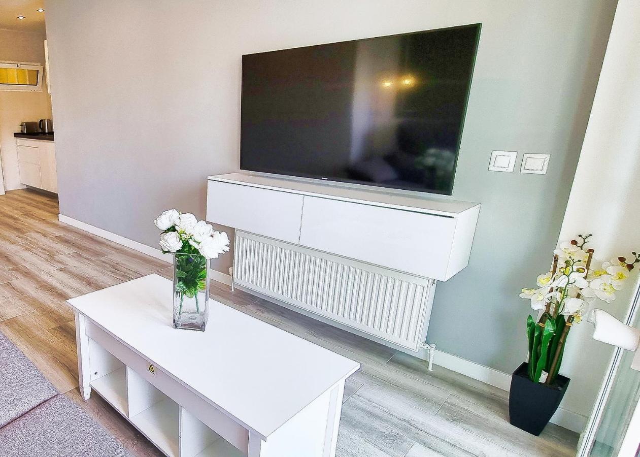 Cibeles 904. Moderm With Sea Views In Centre. Apartment Marbella